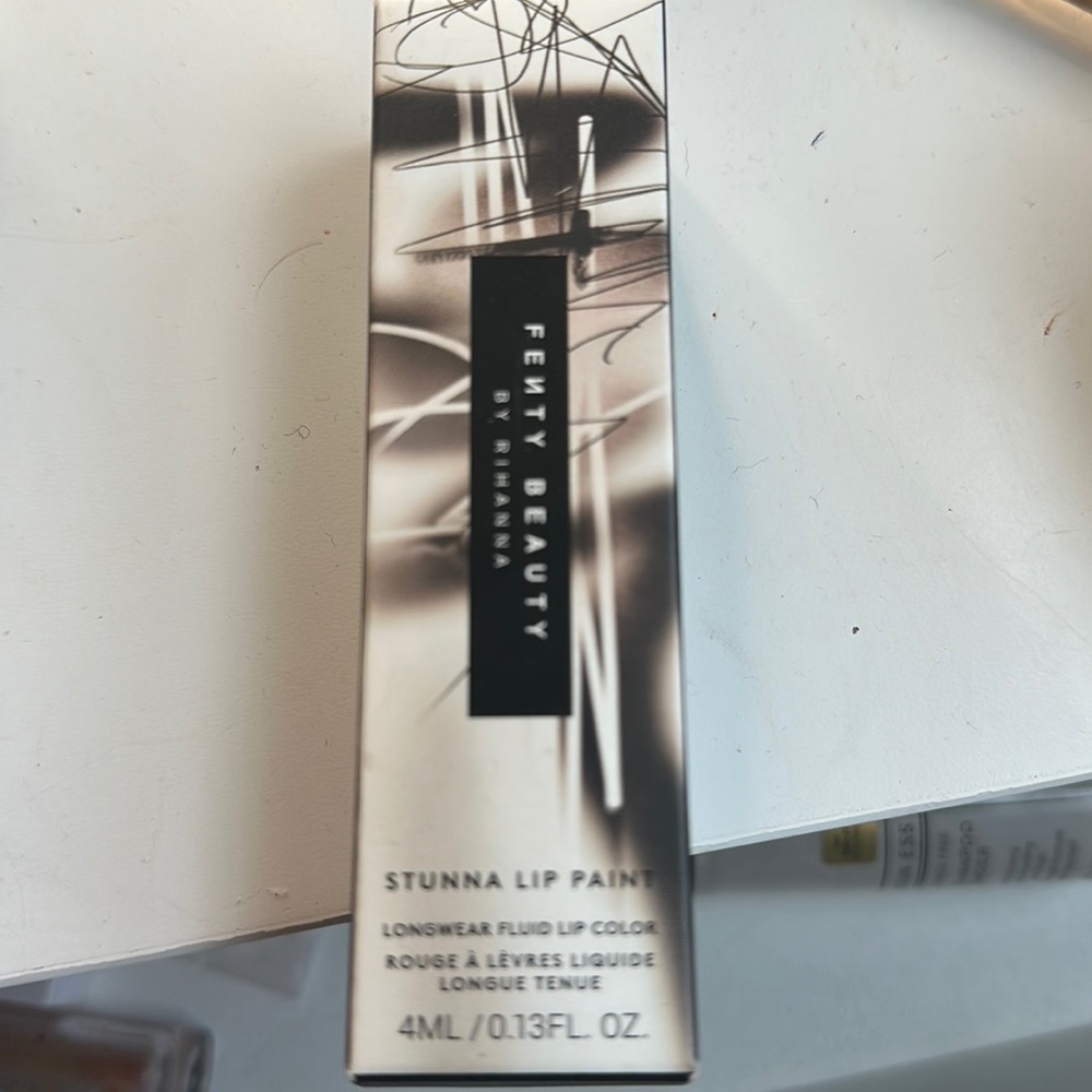 Fenty Beauty Stunna Lip Paint